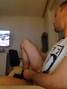 Snapshot of Bigone_Cro chatting on 01/11/25, 05:51 Bigone Cro online show from 01/11/25, 05:51