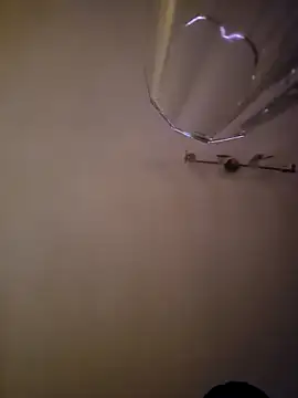 Snapshot of Bigone_Cro chatting on 12/14/25, 04:56 Bigone Cro online show from 12/14/25, 04:56