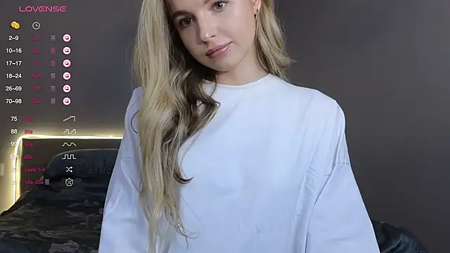 Snapshot of Sunshine_Diana chatting on 02/09/25, 06:11 Sunshine Diana online show from 02/09/25, 06:11