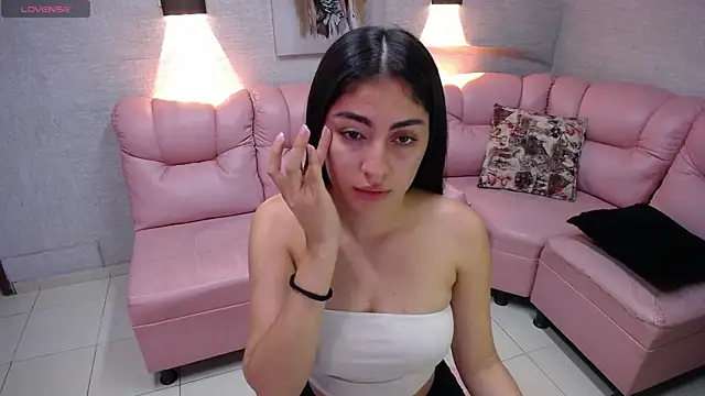 Alaya cute online show from 10/17/25, 10:34