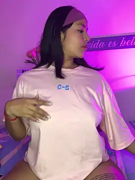 EmmaRossem online show from 10/09/25, 07:45