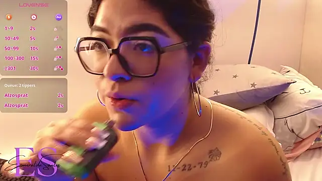 EsmeraldaSantoss online show from 12/30/24, 06:42