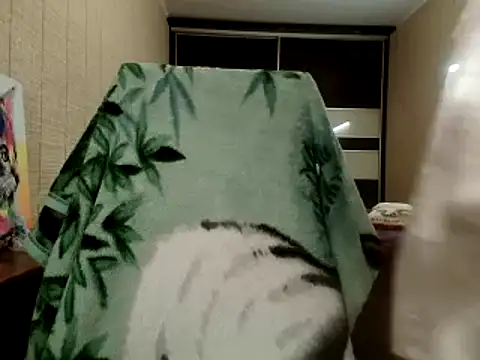 Lia Laguna77 online show from 11/14/25, 09:57