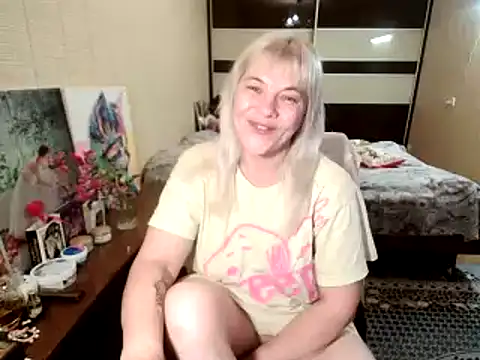 Lia Laguna77 online show from 07/10/26, 05:26