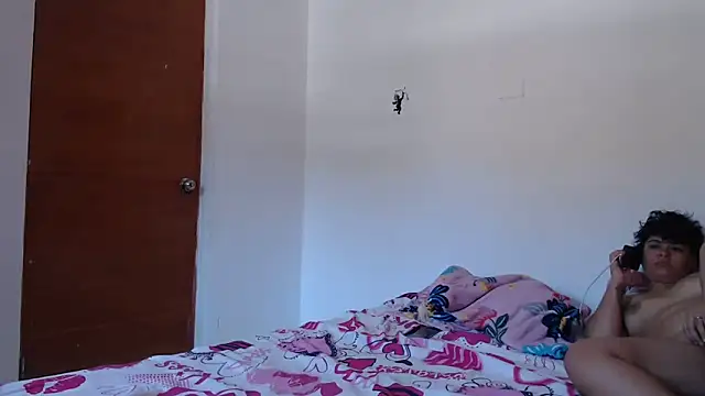 Snapshot of SHARLOTTE_MORGAN chatting on 02/07/25, 03:52 SHARLOTTE MORGAN online show from 02/07/25, 03:52