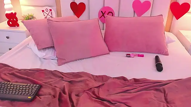 AmbarSantany online show from 02/14/25, 01:34