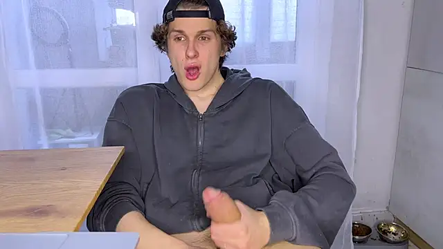 alyx garden online show from 04/09/26, 01:38