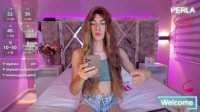 MaxiRogers online show from 02/14/25, 01:45