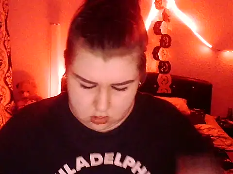 Ana Krisstina online show from 11/30/25, 05:50