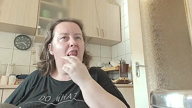 Snapshot of melissaBlessing chatting on 01/18/25, 12:47 melissaBlessing online show from 01/18/25, 12:47