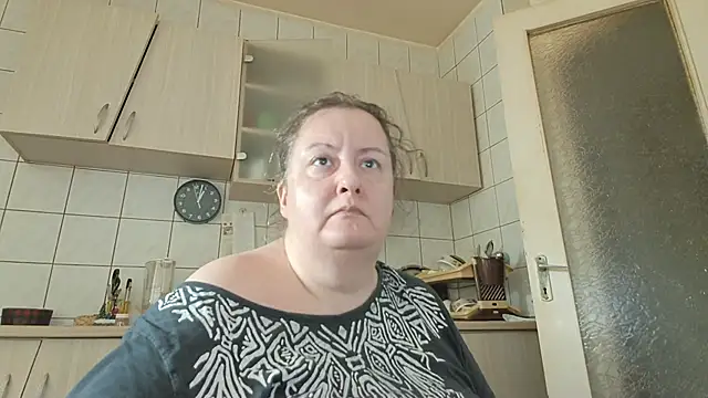 Snapshot of melissaBlessing chatting on 02/17/25, 09:03 melissaBlessing online show from 02/17/25, 09:03