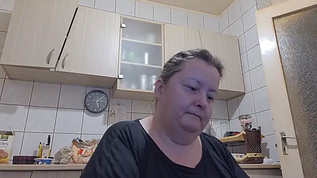 Snapshot of melissaBlessing chatting on 09/28/25, 02:06 melissaBlessing online show from 09/28/25, 02:06