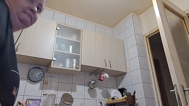 Snapshot of melissaBlessing chatting on 10/08/25, 02:09 melissaBlessing online show from 10/08/25, 02:09