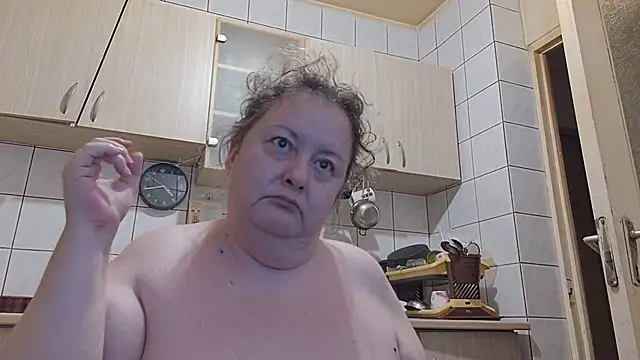 Snapshot of melissaBlessing chatting on 06/20/26, 01:41 melissaBlessing online show from 06/20/26, 01:41