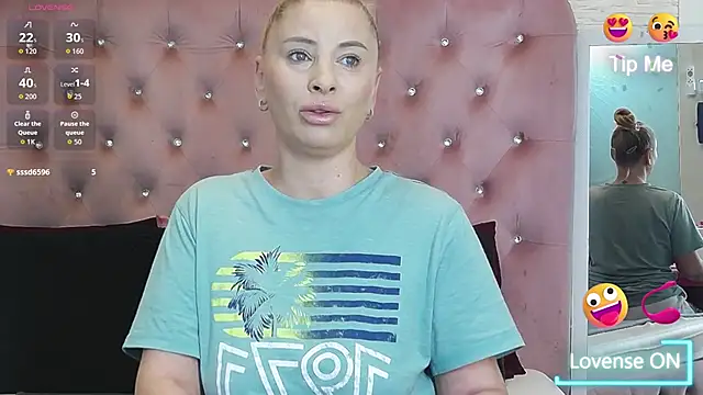 KikiSweet08 online show from 01/12/26, 05:23