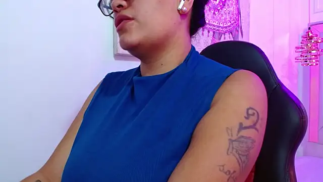 violletha online show from 03/31/26, 12:27