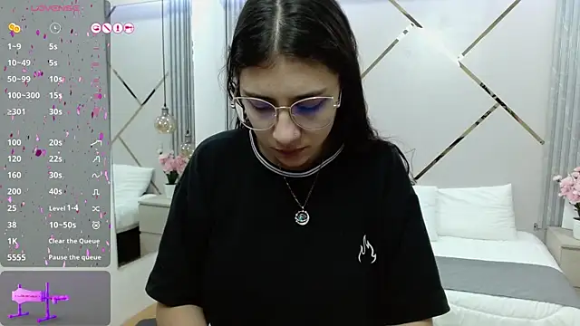 Lita Rogers online show from 12/07/24, 02:35