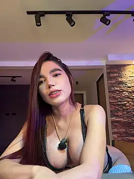 carolynnetrujillo online show from 05/18/26, 04:07