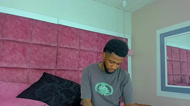 Drake Nassir4 online show from 12/29/24, 03:03