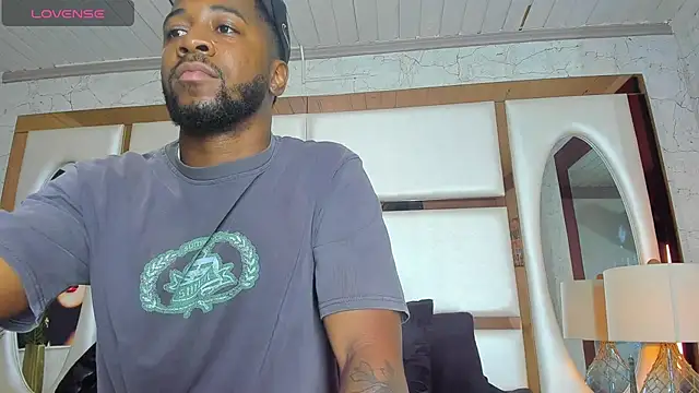 Drake Nassir4 online show from 10/03/25, 04:48