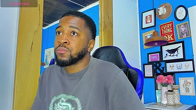 Drake Nassir4 online show from 10/08/25, 09:23