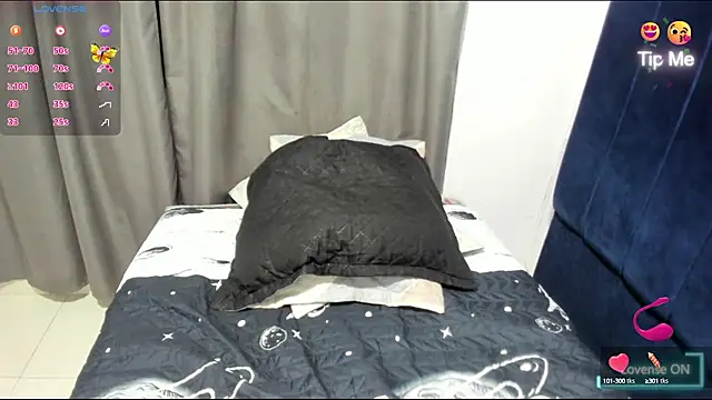 Snapshot of Angela_saenx2 chatting on 02/10/25, 11:02 Angela saenx2 online show from 02/10/25, 11:02