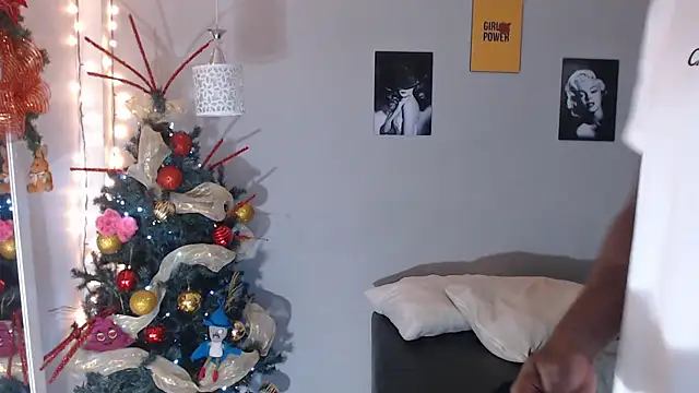 Kimandyuk online show from 12/31/24, 02:19