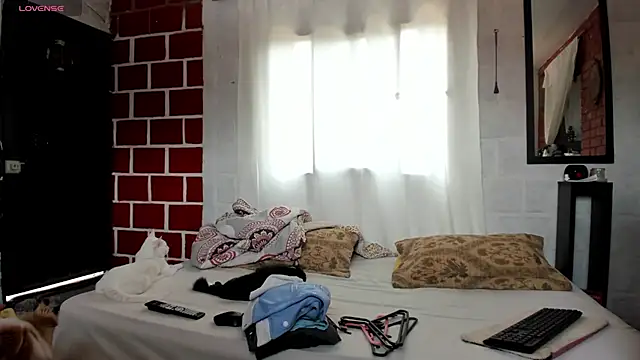 Kimandyuk online show from 11/12/25, 05:13