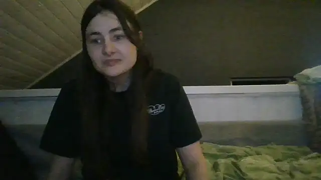 Snapshot of crazyonyou199611 chatting on 02/24/26, 01:03 crazyonyou199611 online show from 02/24/26, 01:03