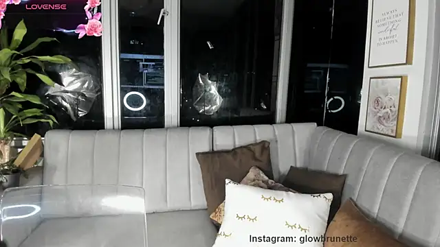 Megan Lim online show from 02/05/25, 10:41