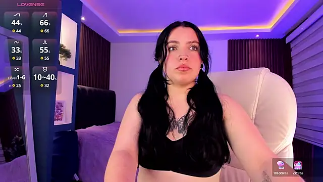 Lucy Smith2 online show from 01/09/25, 03:36