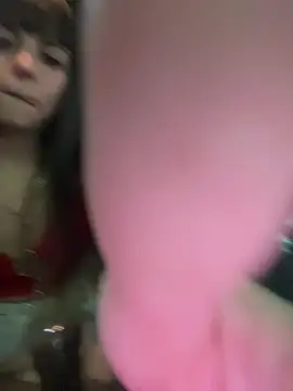 Snapshot of VioletaSubmissive chatting on 12/18/24, 01:59 VioletaSubmissive online show from 12/18/24, 01:59