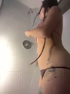 Snapshot of VioletaSubmissive chatting on 02/01/25, 11:48 VioletaSubmissive online show from 02/01/25, 11:48