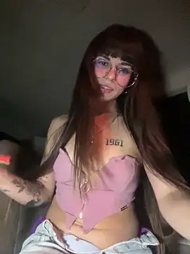 Snapshot of VioletaSubmissive chatting on 02/23/25, 11:47 VioletaSubmissive online show from 02/23/25, 11:47