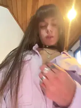 Snapshot of VioletaSubmissive chatting on 03/01/25, 10:42 VioletaSubmissive online show from 03/01/25, 10:42