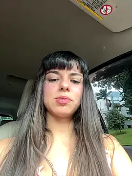 Snapshot of VioletaSubmissive chatting on 11/16/25, 07:19 VioletaSubmissive online show from 11/16/25, 07:19