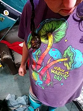 Boo-boo kittyfux online show from 10/19/25, 09:43