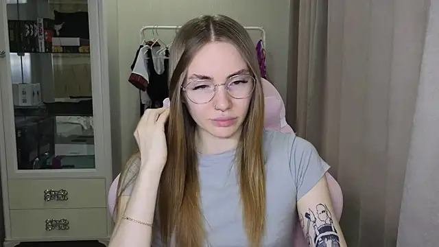 littlevildevil online show from 01/27/25, 11:54