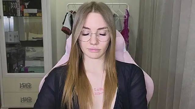 littlevildevil online show from 01/29/25, 02:32