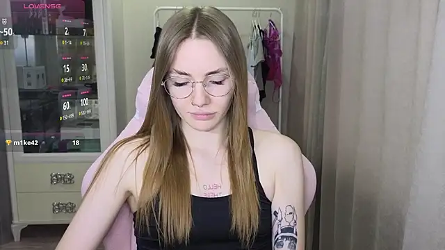 littlevildevil online show from 02/07/25, 09:05