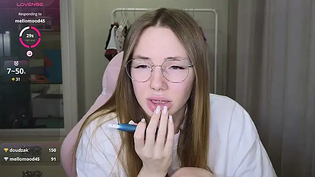 littlevildevil online show from 03/07/25, 11:18