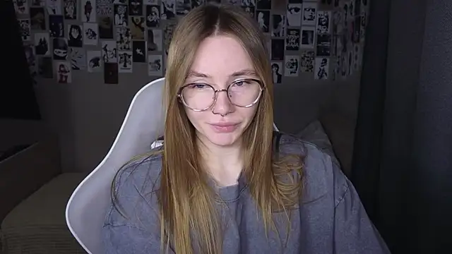littlevildevil online show from 06/01/26, 07:21