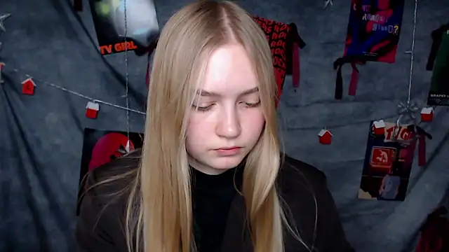 MademoiselleCl online show from 01/09/26, 06:38