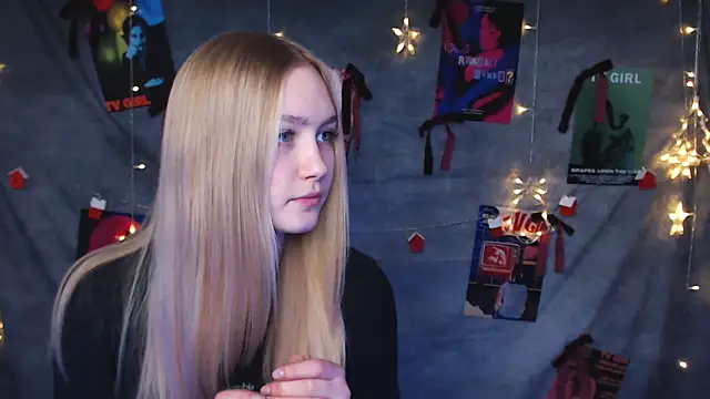 MademoiselleCl online show from 02/02/26, 01:21