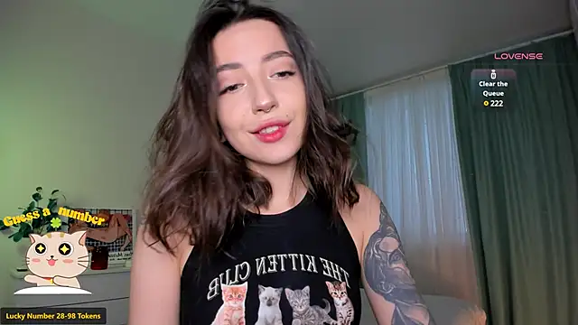 Oh My Dianee online show from 01/29/25, 07:25