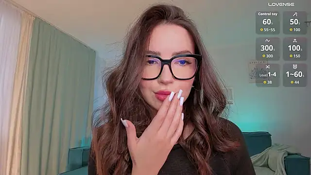 Oh My Dianee online show from 03/19/26, 07:01