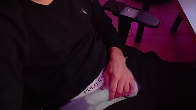 Vlad230323 online show from 11/12/25, 05:02