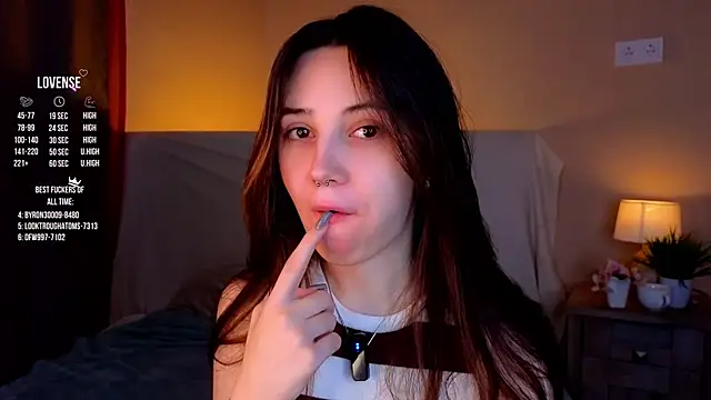 GillianDowdey online show from 10/04/25, 02:53