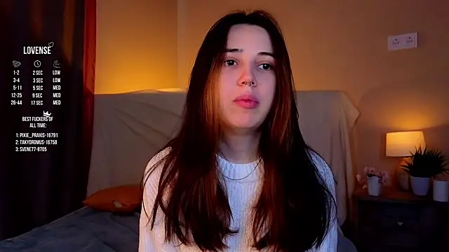 GillianDowdey online show from 10/16/25, 02:56