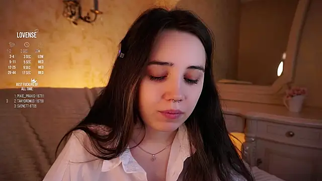 GillianDowdey online show from 10/24/25, 02:52